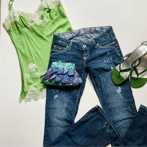 Y2K Guess, low rise, distressed, slight boot cut, stitching jeans size 26